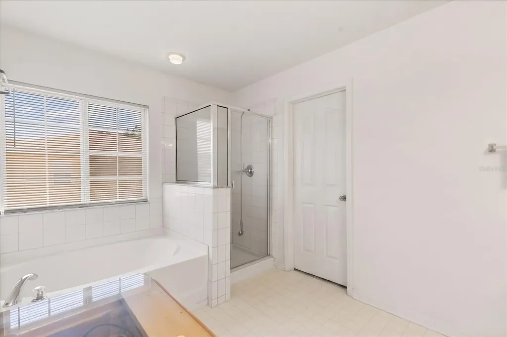 402 Chimney Rock Drive Ruskin FL 33570