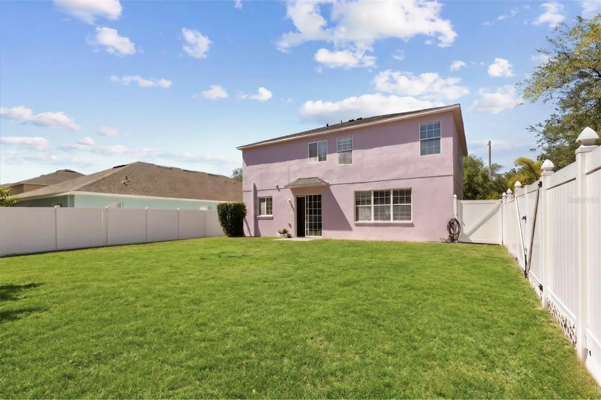 402 Chimney Rock Drive Ruskin FL 33570