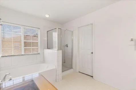 402 Chimney Rock Drive Ruskin FL 33570