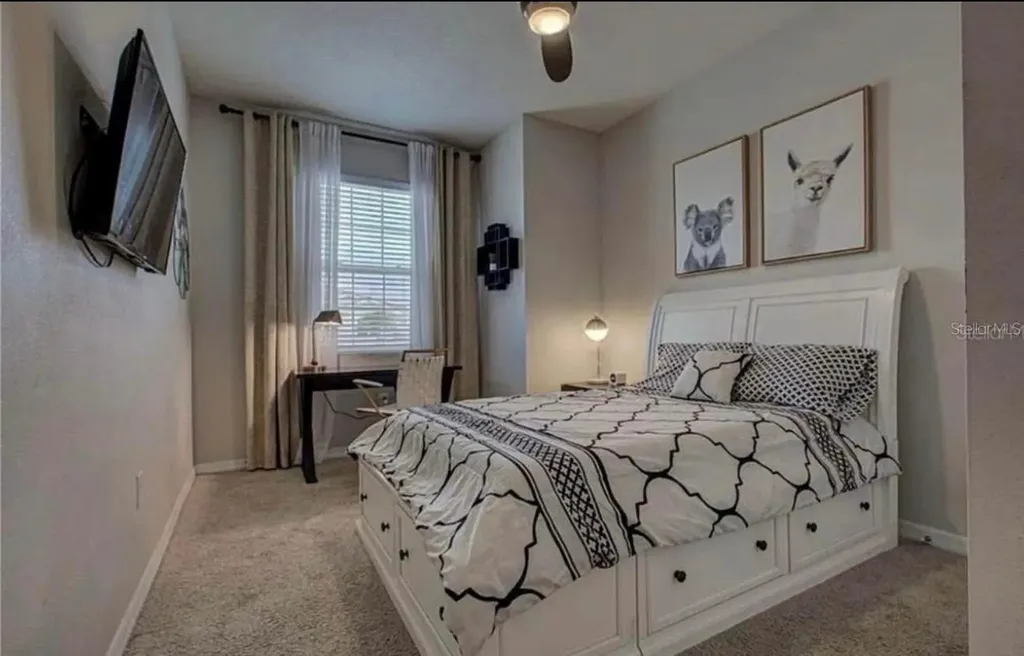 8342 Enclave Way Sarasota FL 34243