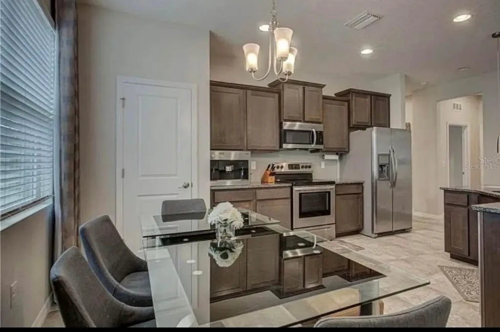8342 Enclave Way Sarasota FL 34243
