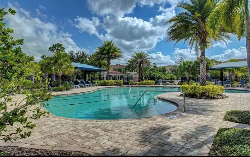 8342 Enclave Way Sarasota FL 34243