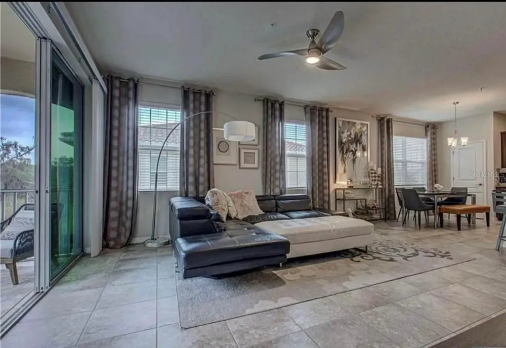 8342 Enclave Way Sarasota FL 34243