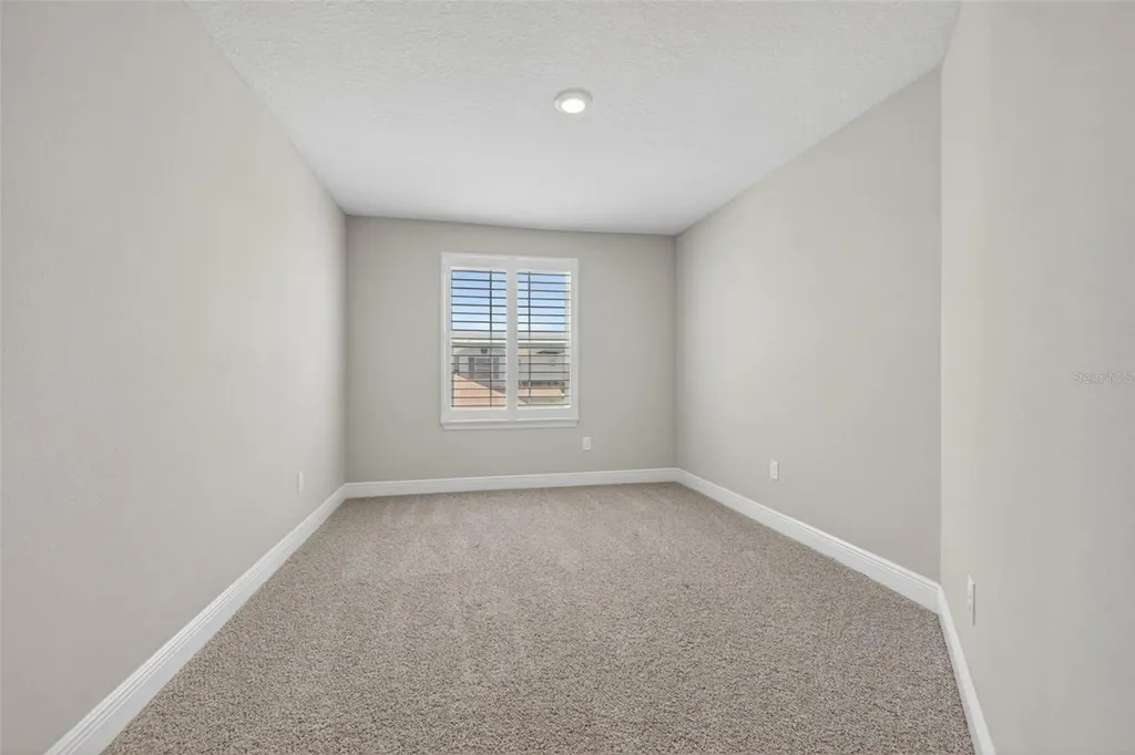 5291 Neil Drive St Petersburg FL 33714