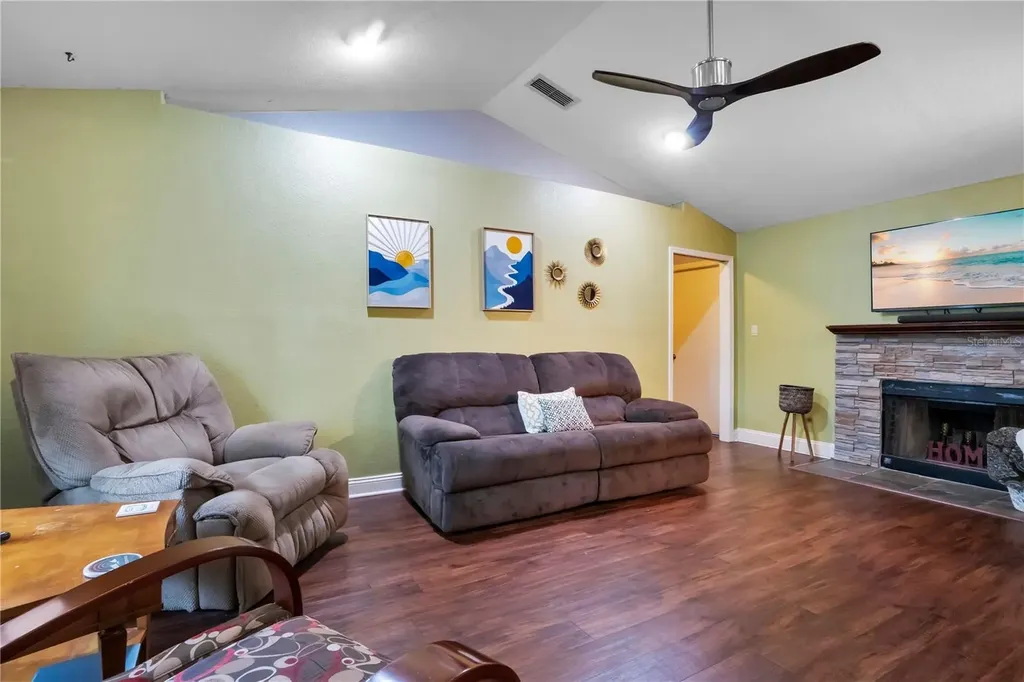 1691 Santee Avenue Deltona FL 32738