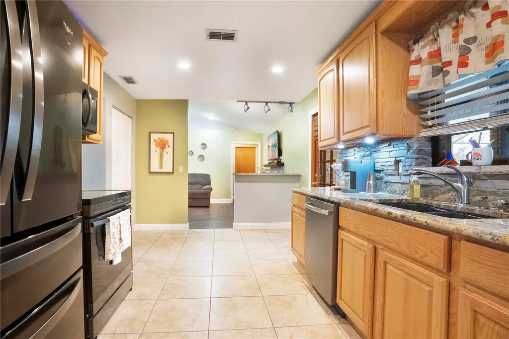 1691 Santee Avenue Deltona FL 32738