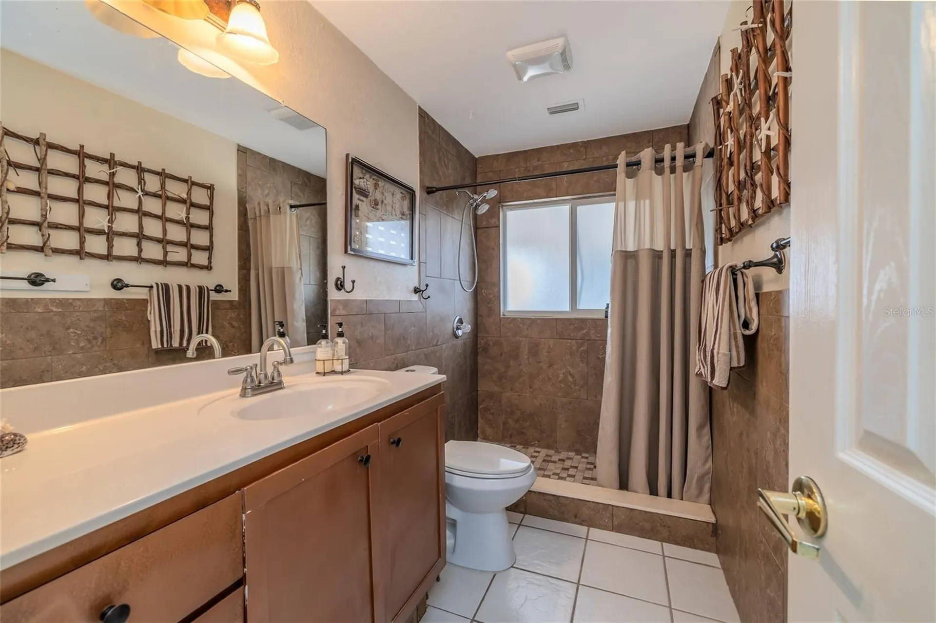 1413 N Atlantic Avenue New Smyrna Beach FL 32169