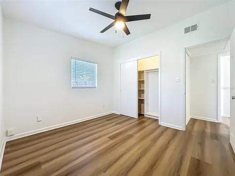 2001 Conway Gardens Road Orlando FL 32806