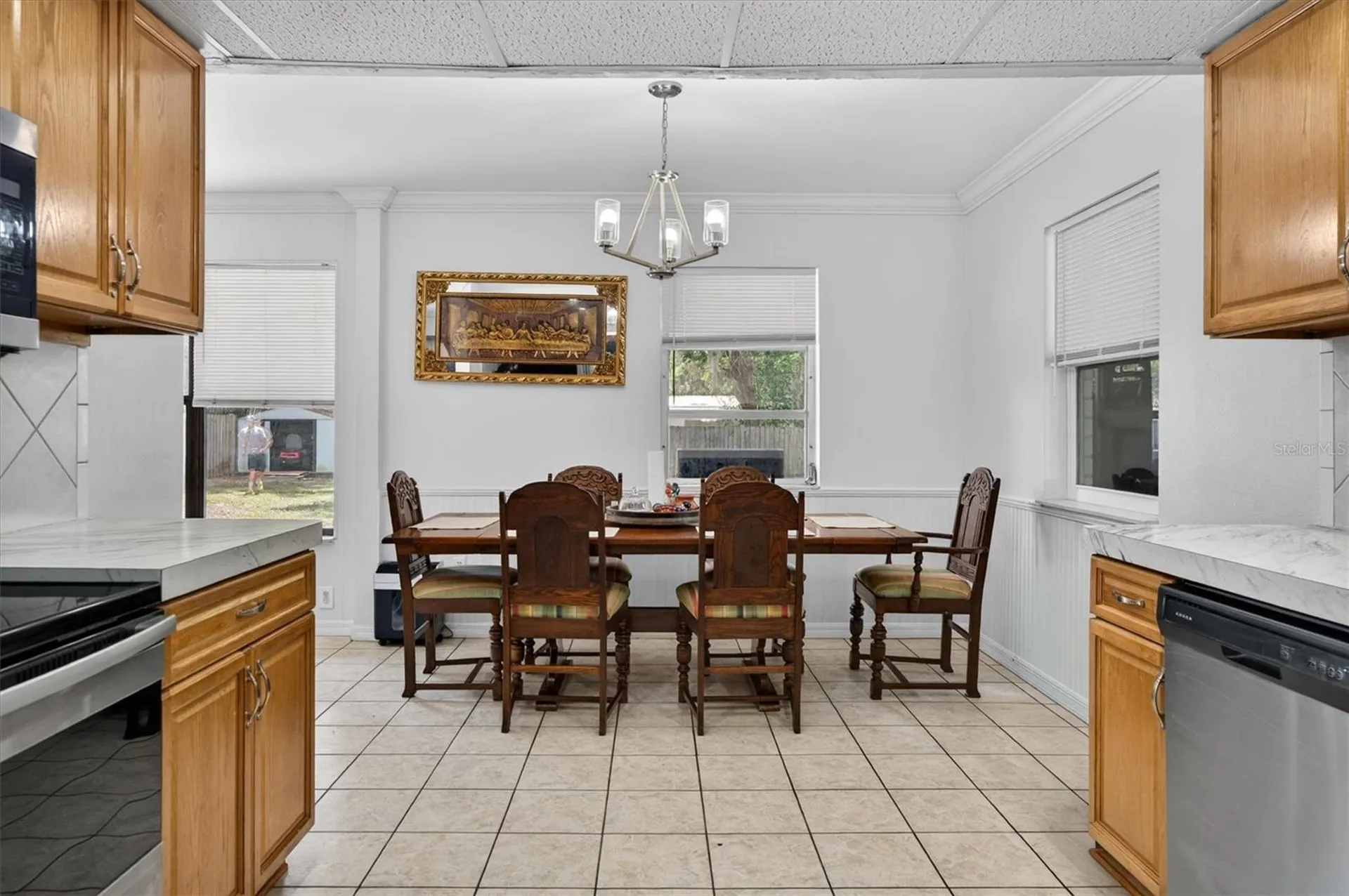 2303 Mahoney Avenue Leesburg FL 34748