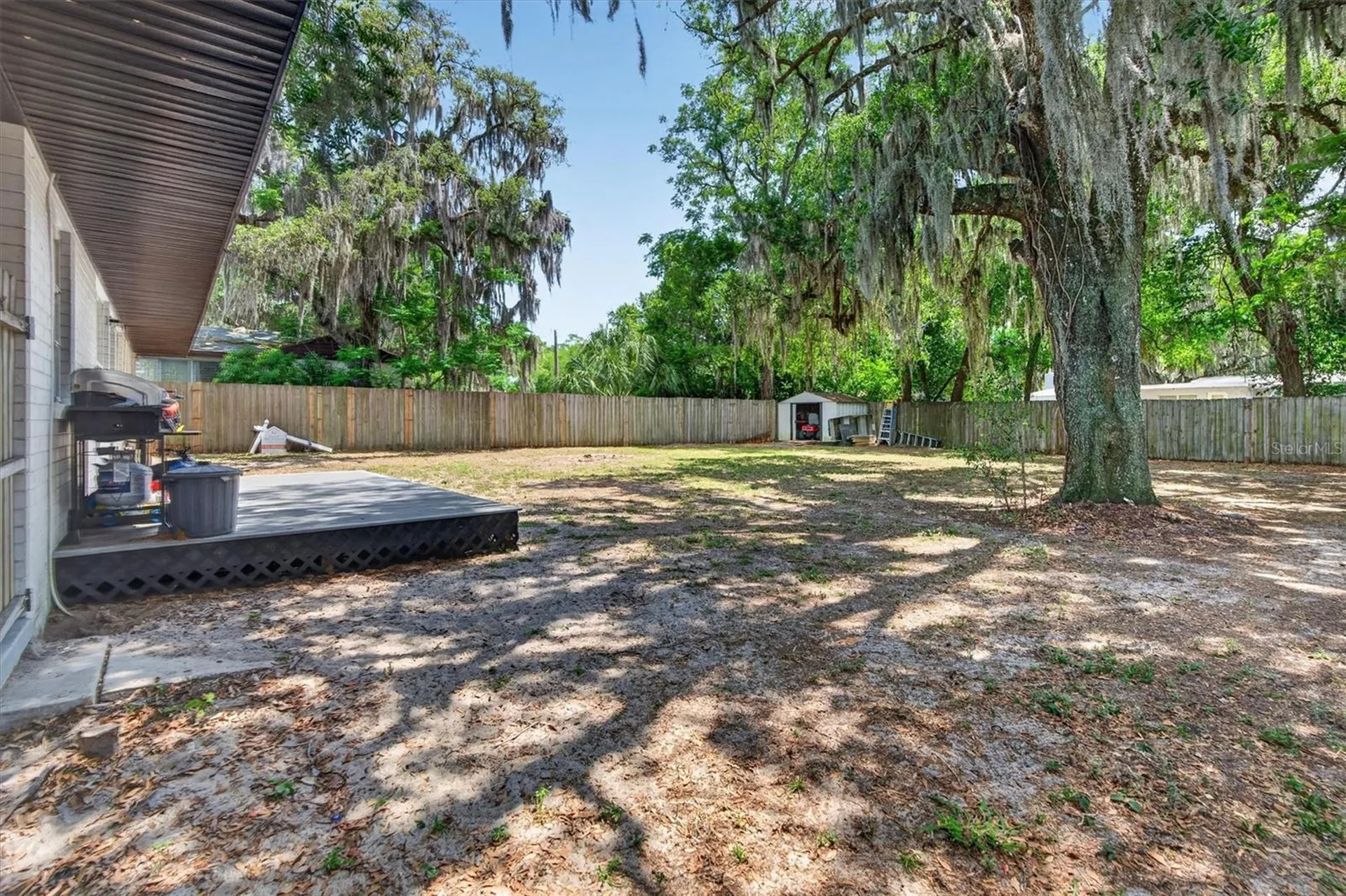 2303 Mahoney Avenue Leesburg FL 34748