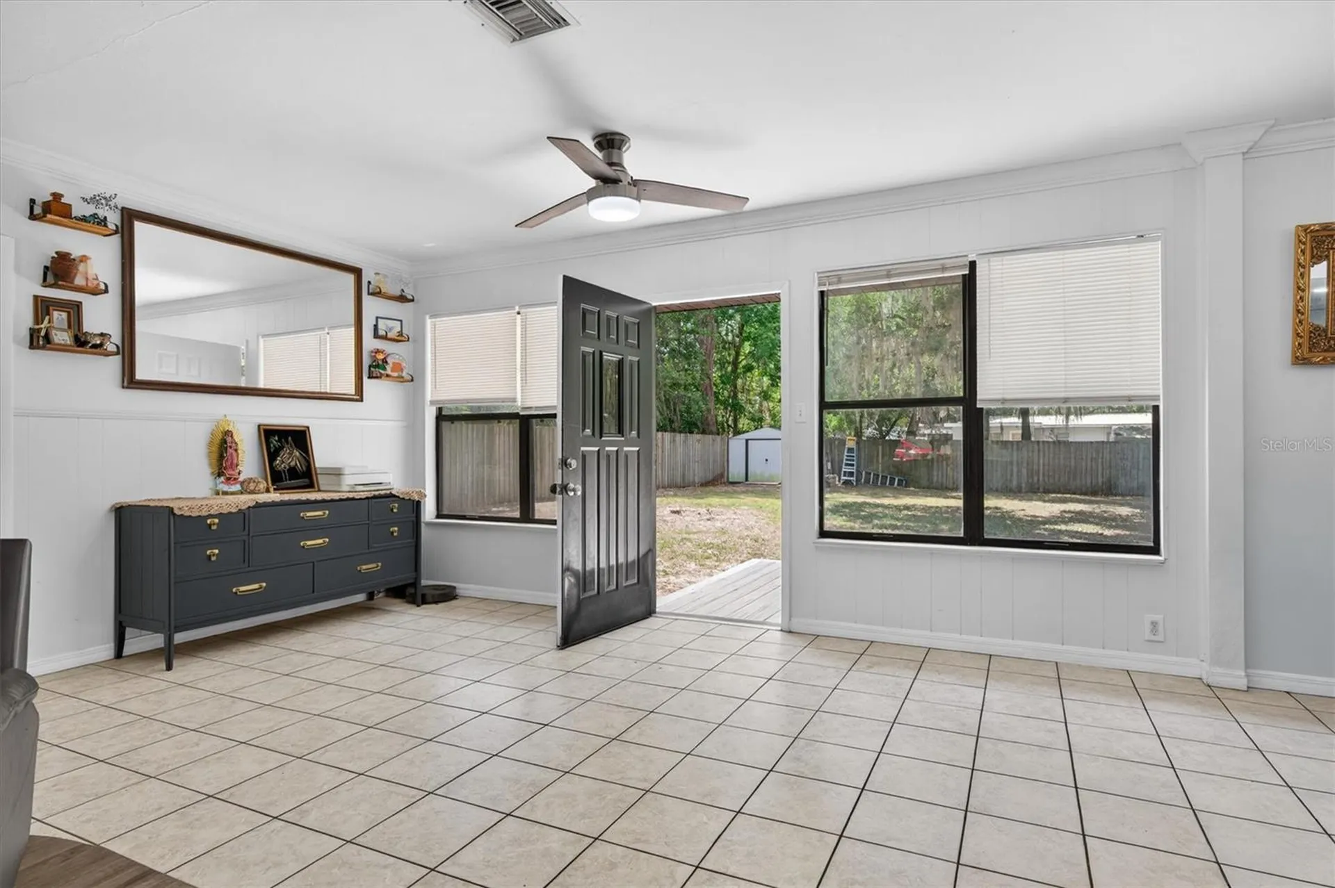 2303 Mahoney Avenue Leesburg FL 34748