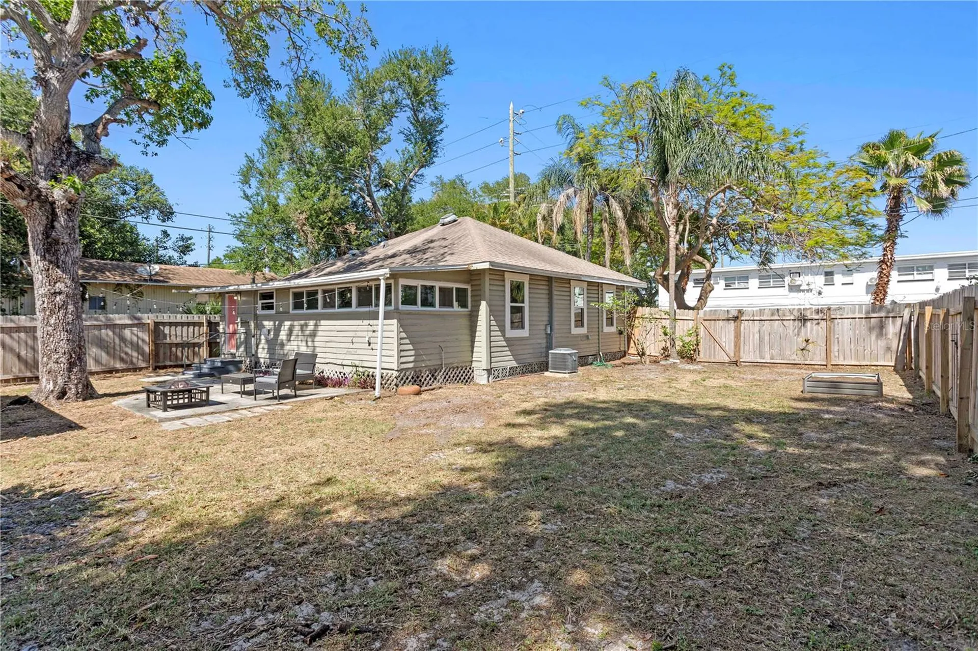 225 35th Street S St Petersburg FL 33711