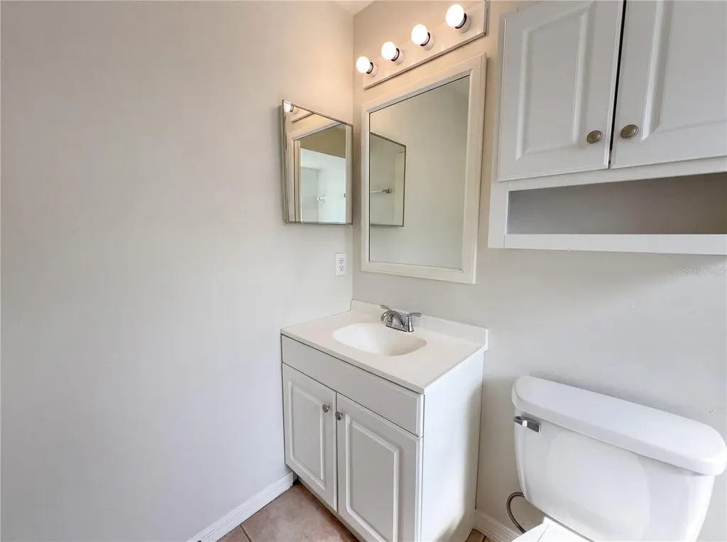 9814 Dean Cove Lane Orlando FL 32825