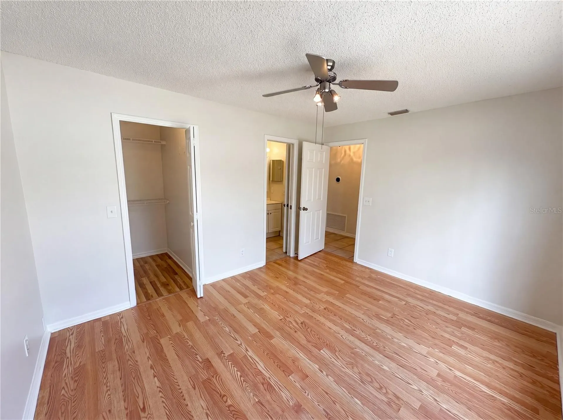 9814 Dean Cove Lane Orlando FL 32825