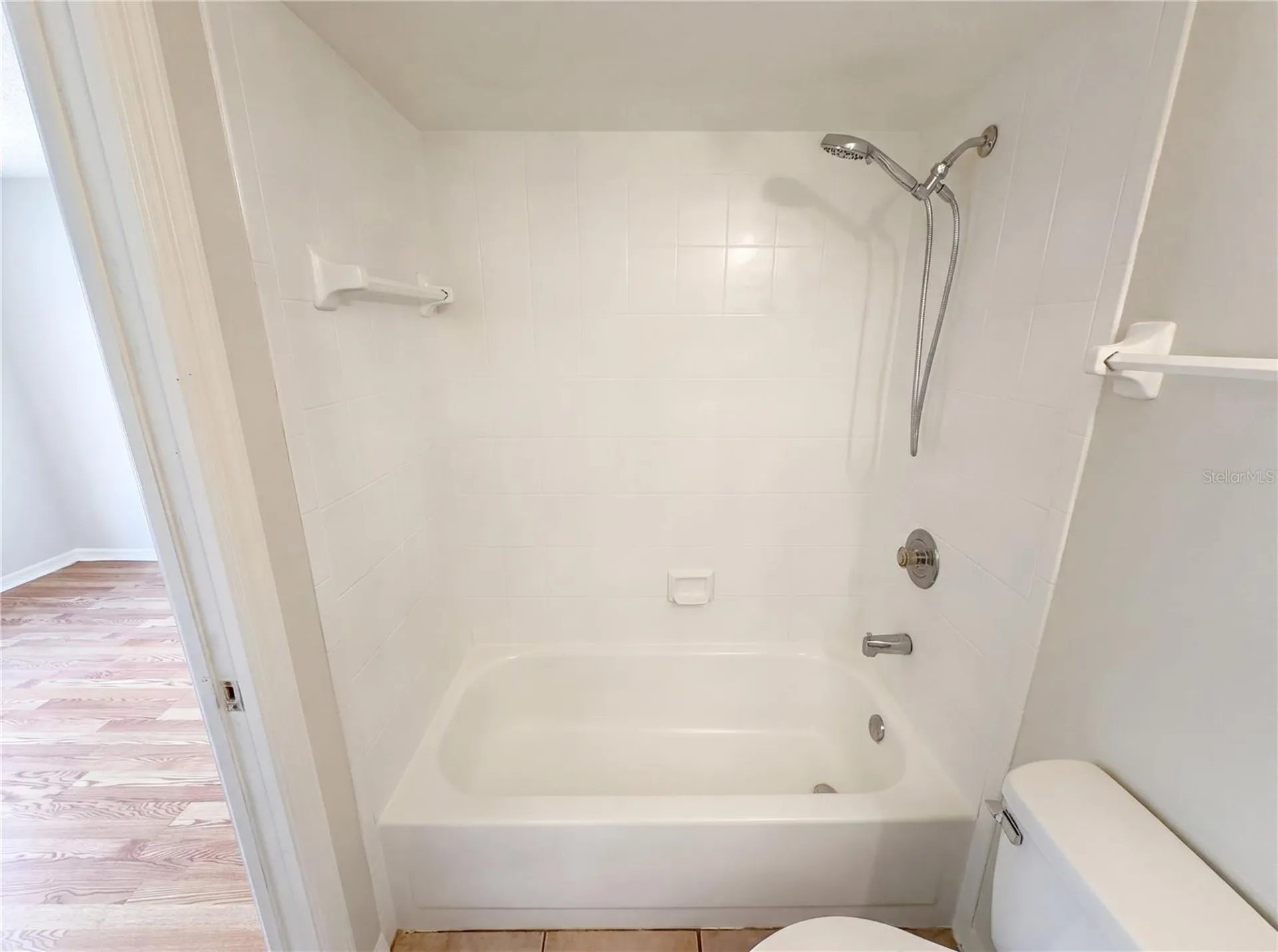 9814 Dean Cove Lane Orlando FL 32825