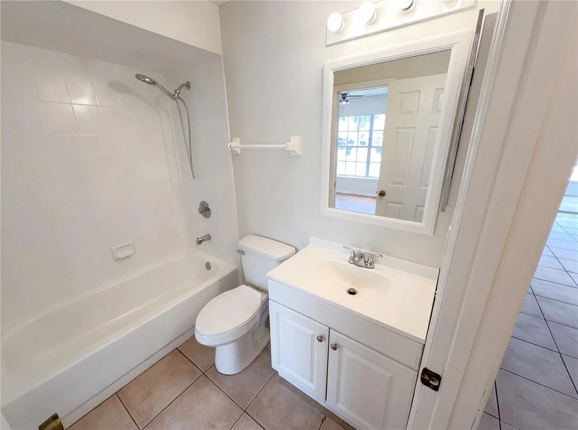9814 Dean Cove Lane Orlando FL 32825
