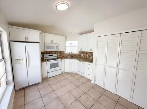 9814 Dean Cove Lane Orlando FL 32825
