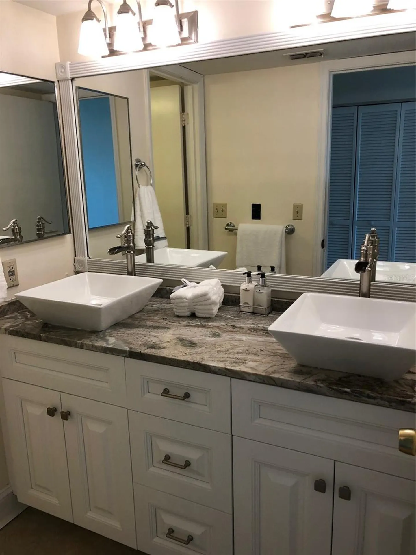 160 Columbia Drive Tampa FL 33606