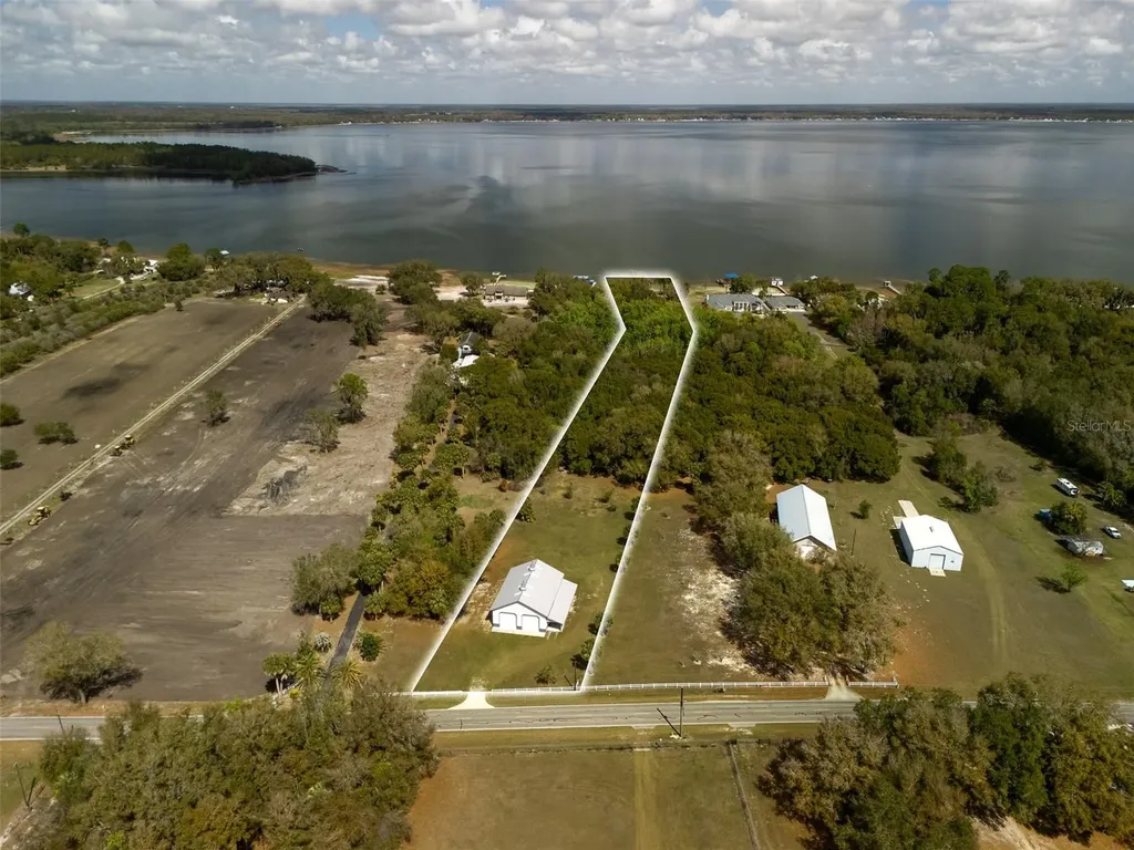 12495 SE Sunset Harbor Road Weirsdale FL 32195