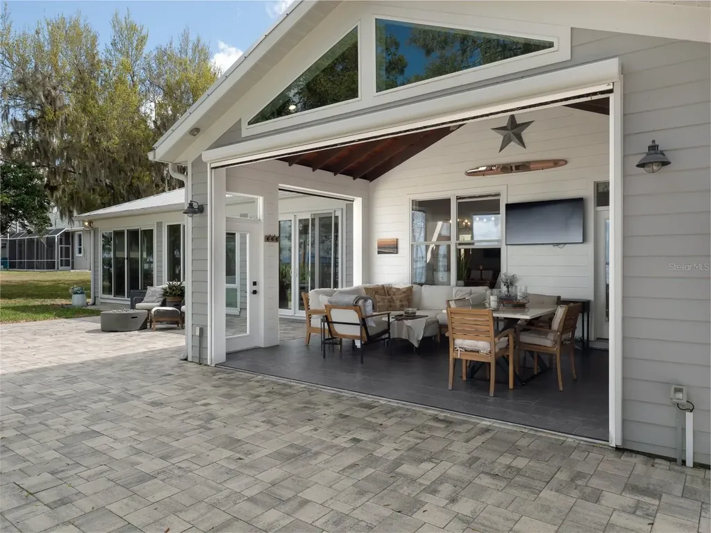 12495 SE Sunset Harbor Road Weirsdale FL 32195