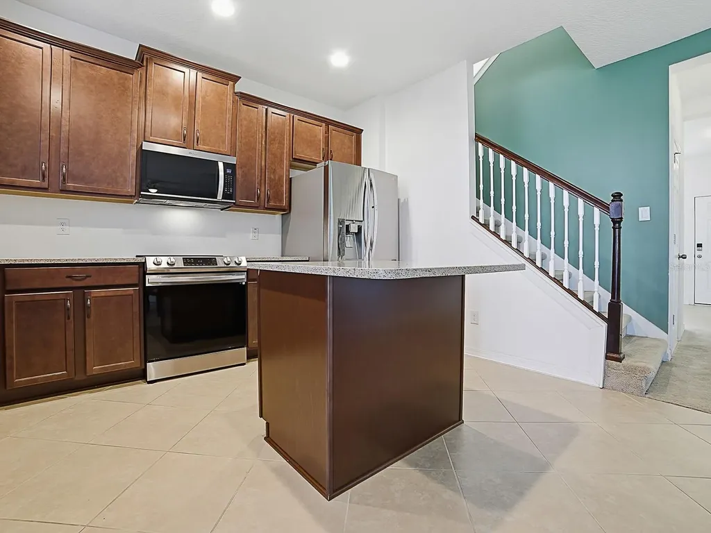 509 Blue Cypress Drive Groveland FL 34736