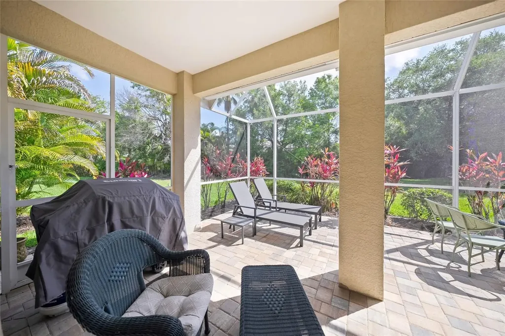 6923 Lennox Place University Park FL 34201