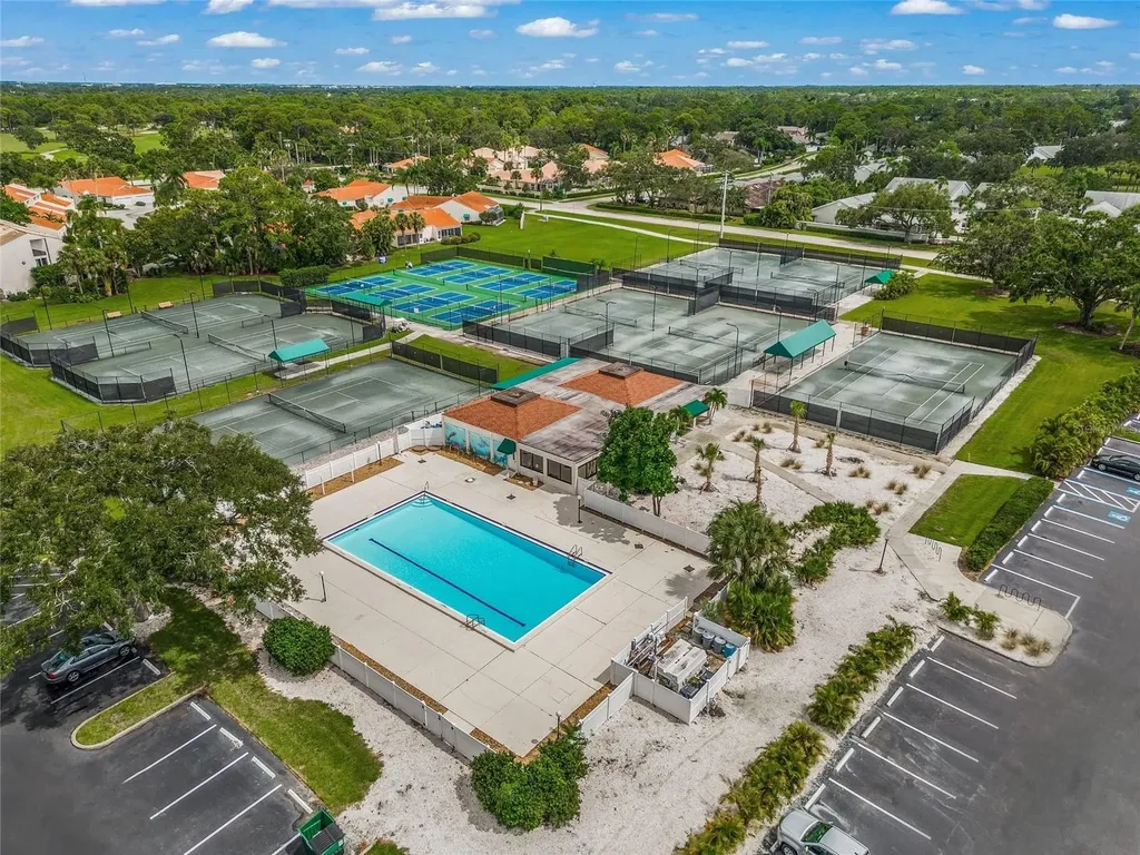 6923 Lennox Place University Park FL 34201