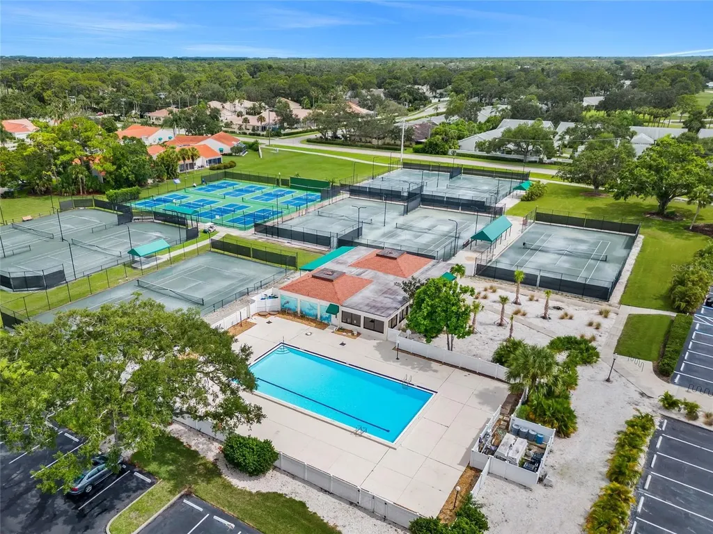 6923 Lennox Place University Park FL 34201