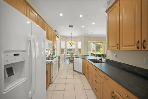 6923 Lennox Place University Park FL 34201
