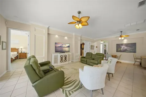 6923 Lennox Place University Park FL 34201