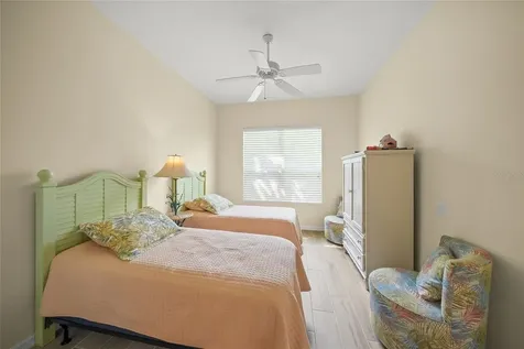 6923 Lennox Place University Park FL 34201