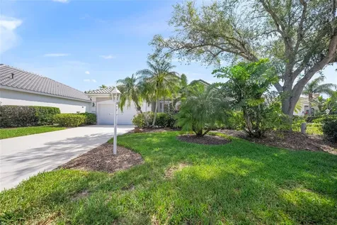 6923 Lennox Place University Park FL 34201