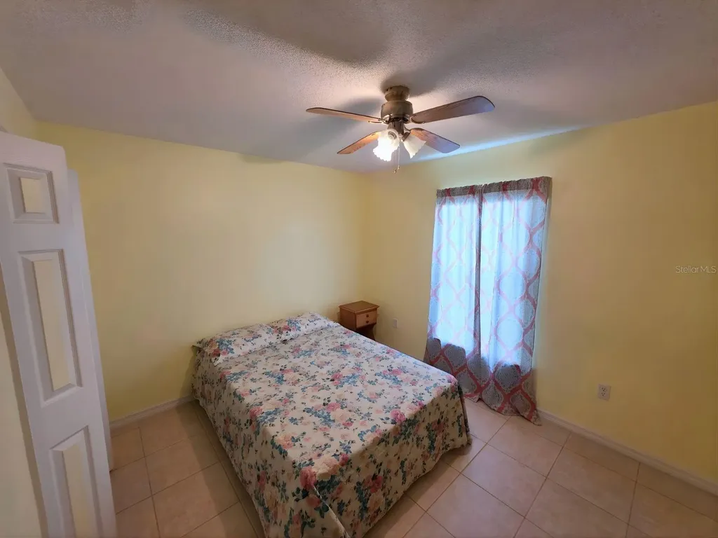907 Stockport Drive Kissimmee FL 34758