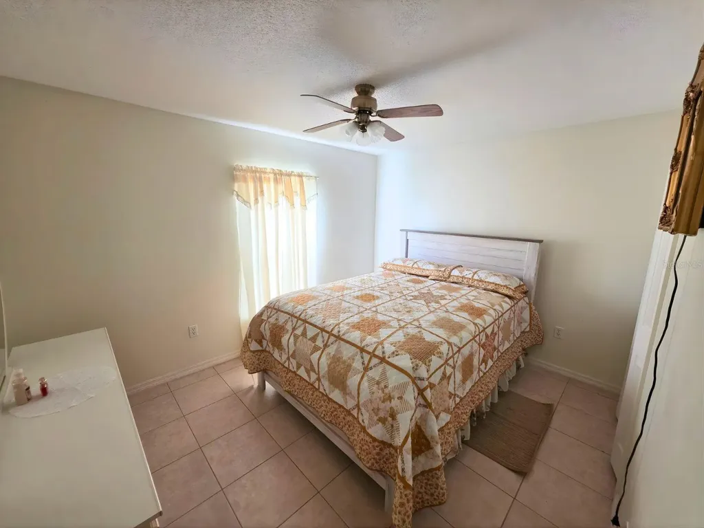 907 Stockport Drive Kissimmee FL 34758