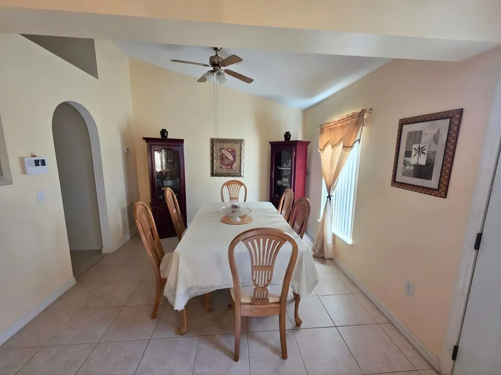 907 Stockport Drive Kissimmee FL 34758