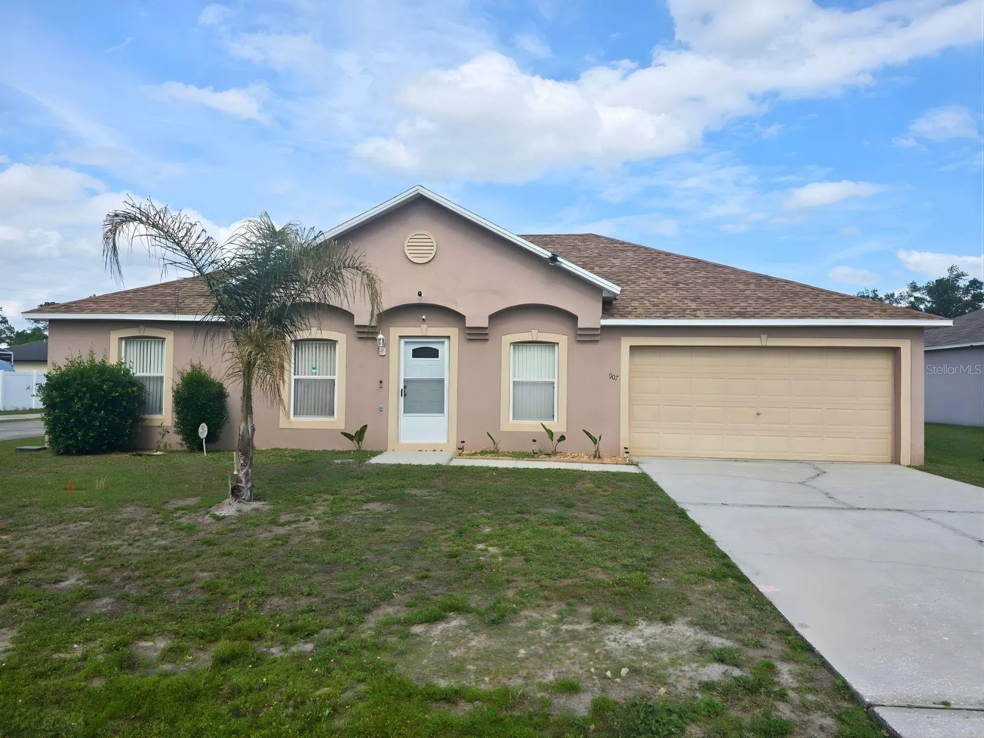 907 Stockport Drive Kissimmee FL 34758