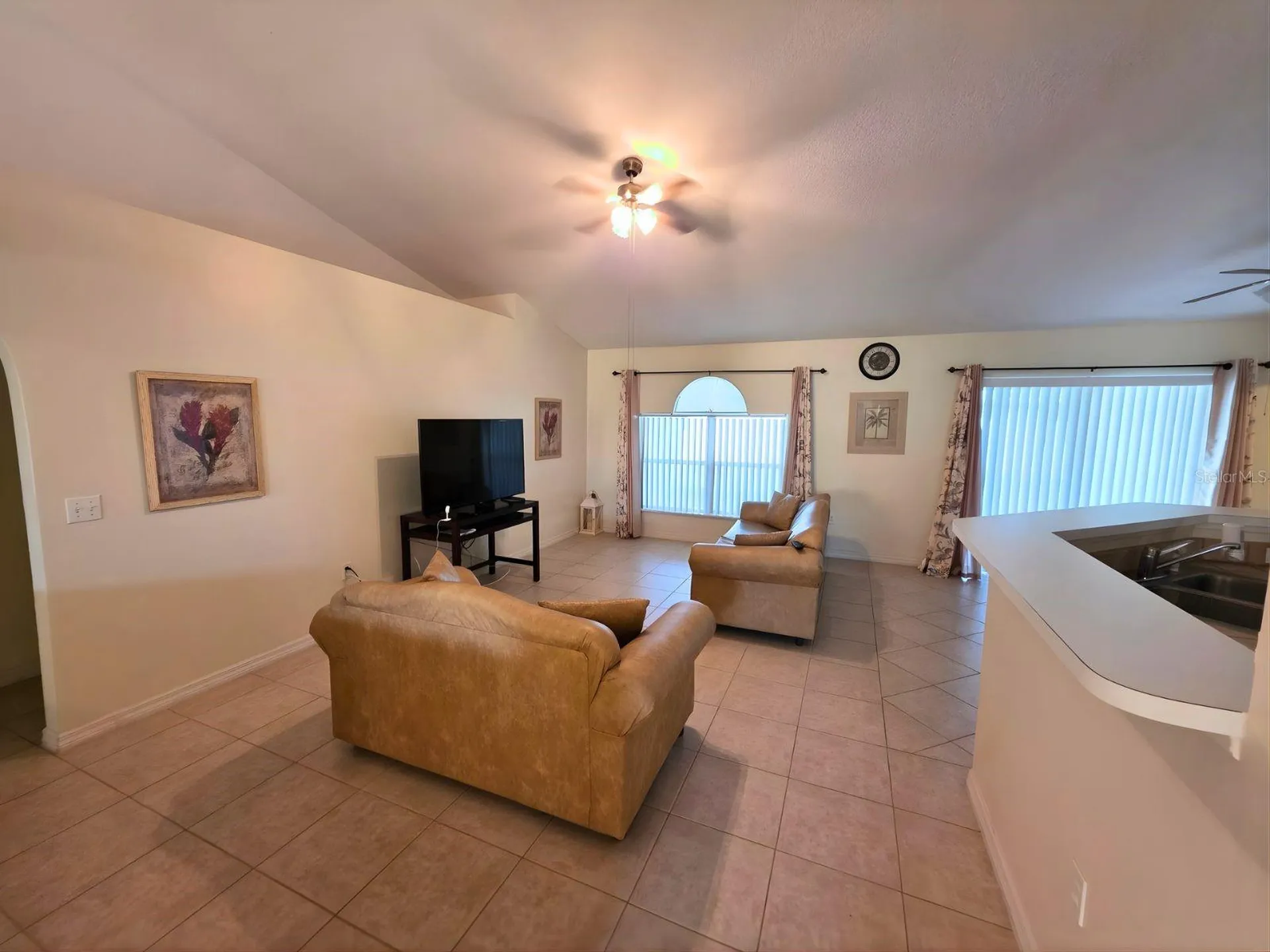 907 Stockport Drive Kissimmee FL 34758