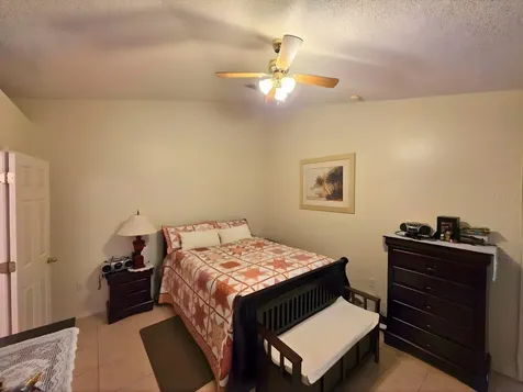 907 Stockport Drive Kissimmee FL 34758