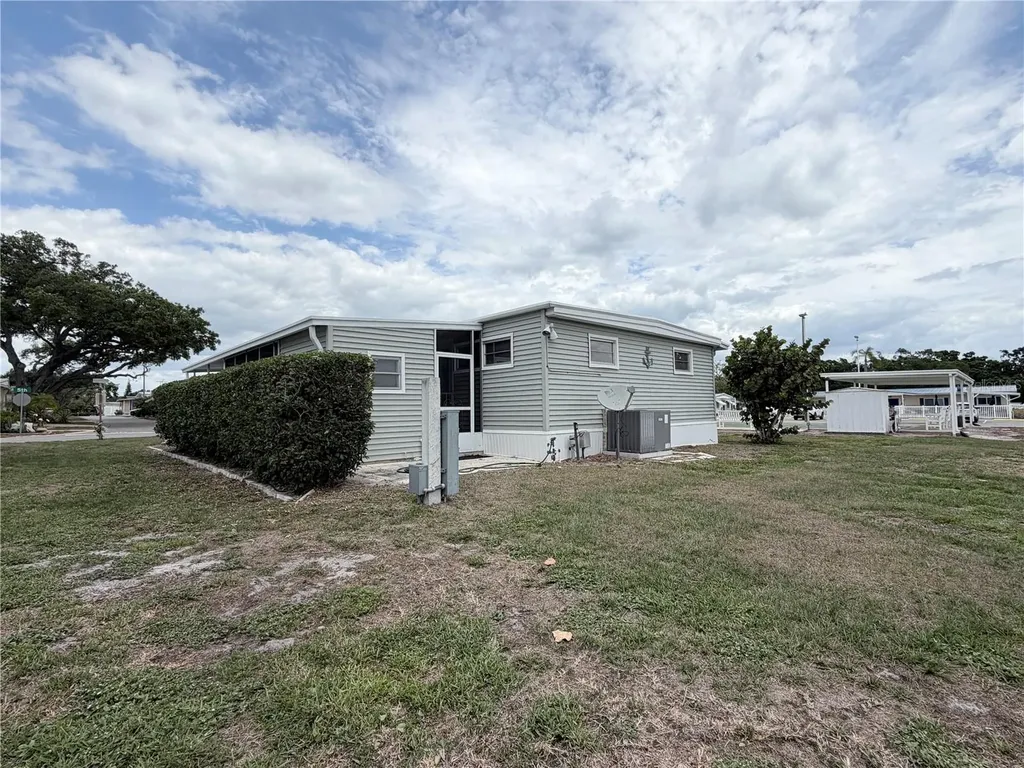 2331 Belleair Road Clearwater FL 33764