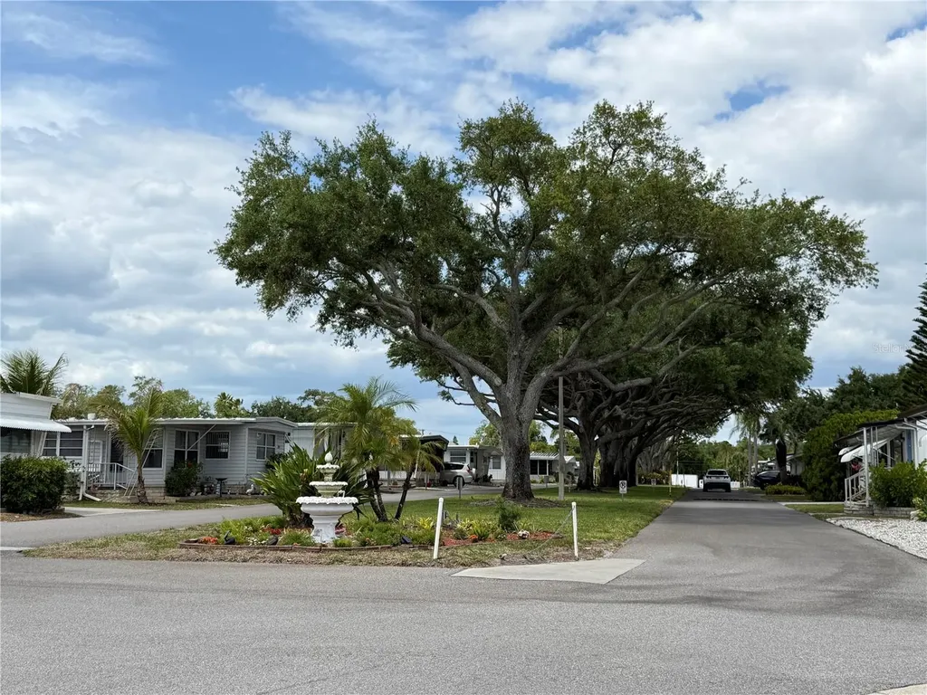 2331 Belleair Road Clearwater FL 33764