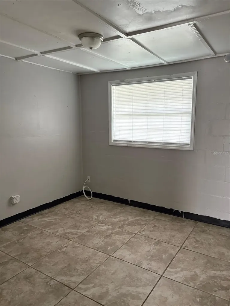 14854 17th Street Dade City FL 33523