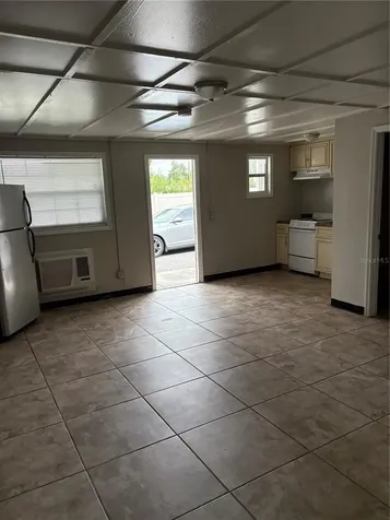 14854 17th Street Dade City FL 33523