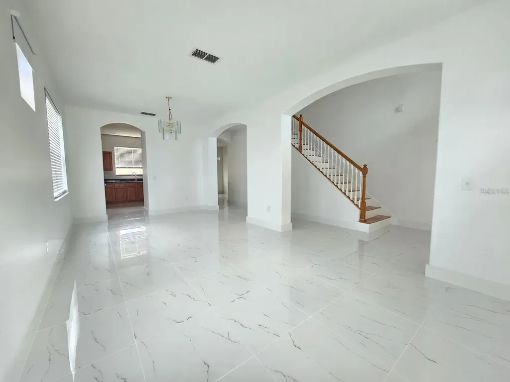 2718 Lucas Lake Lane Kissimmee FL 34744