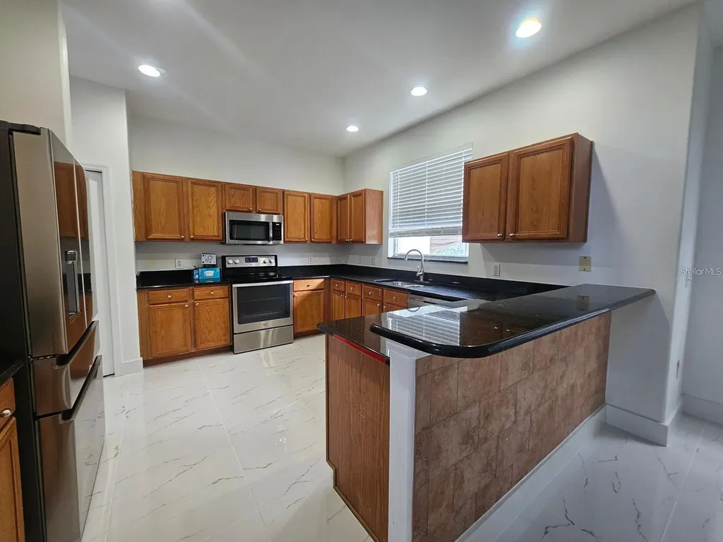 2718 Lucas Lake Lane Kissimmee FL 34744