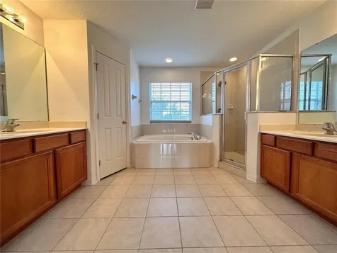 2718 Lucas Lake Lane Kissimmee FL 34744
