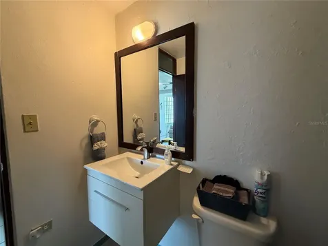 C2 Las Flores Street Fajardo PR 00738