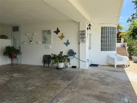 C2 Las Flores Street Fajardo PR 00738