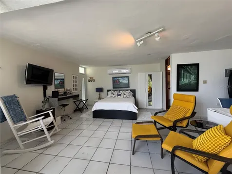 C2 Las Flores Street Fajardo PR 00738