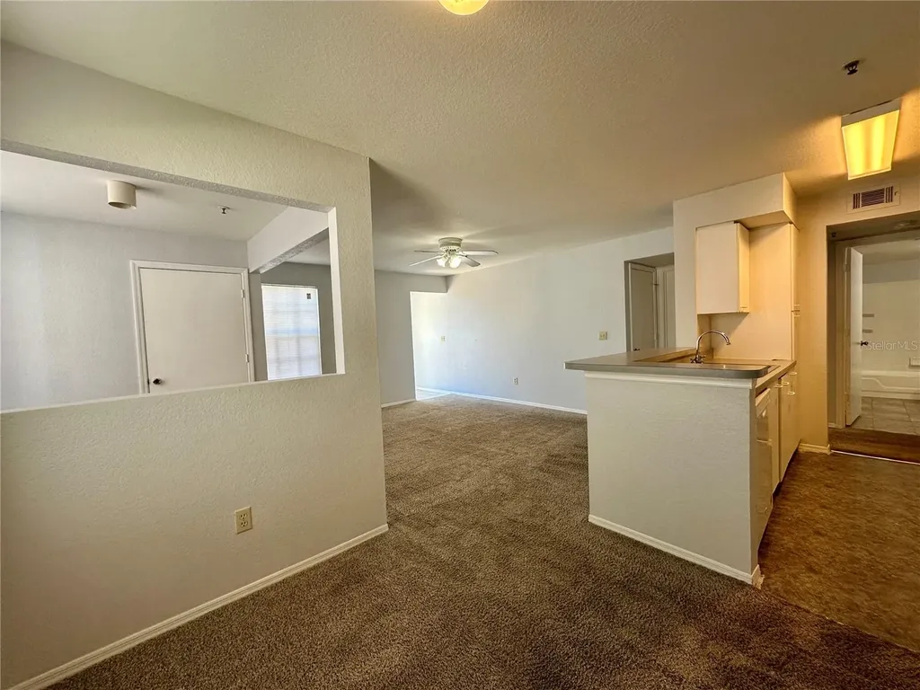 1610 Columbia Arms Circle Kissimmee FL 34741