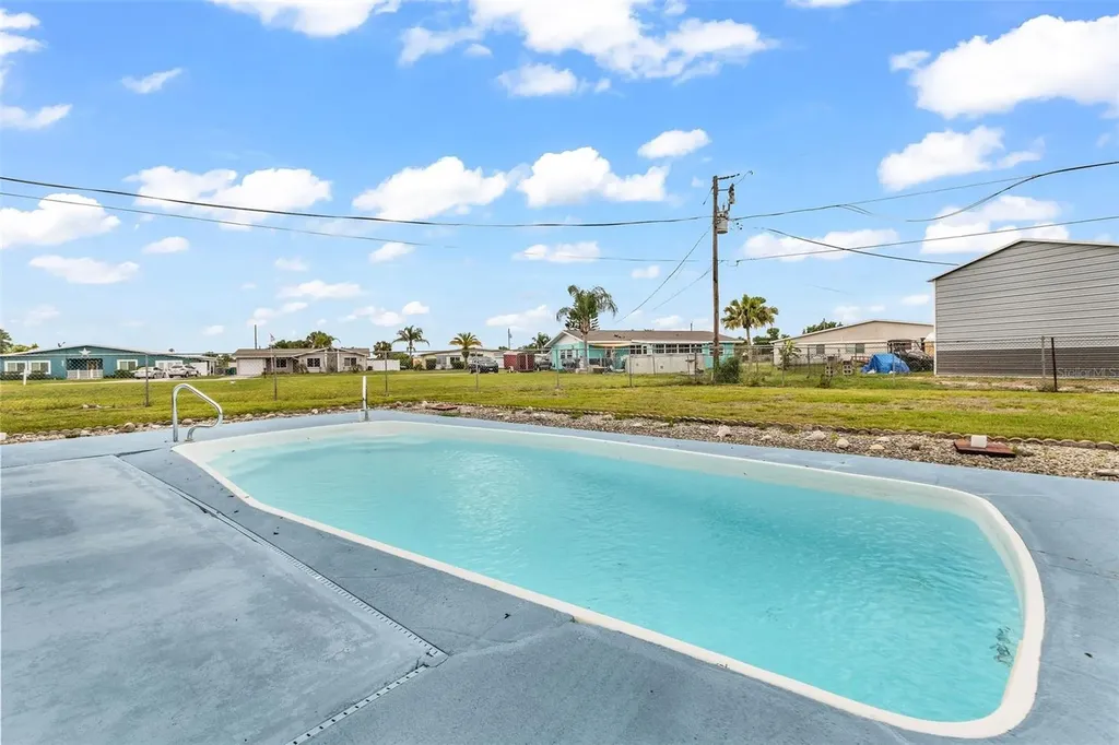 5527 Fairway Drive S Punta Gorda FL 33982